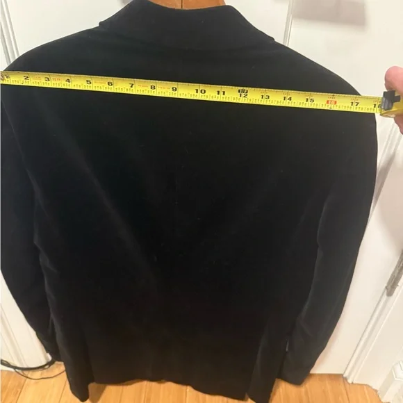 Kenneth Cole New York Men’s Elegant Black Velvet Blazer